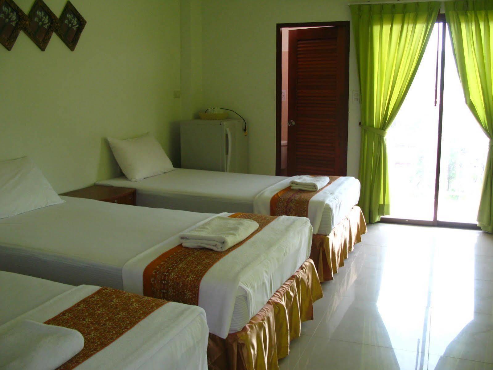 G&B Guesthouse Patong Εξωτερικό φωτογραφία